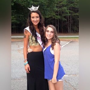 La Femme Two Piece Black & Gold Gown